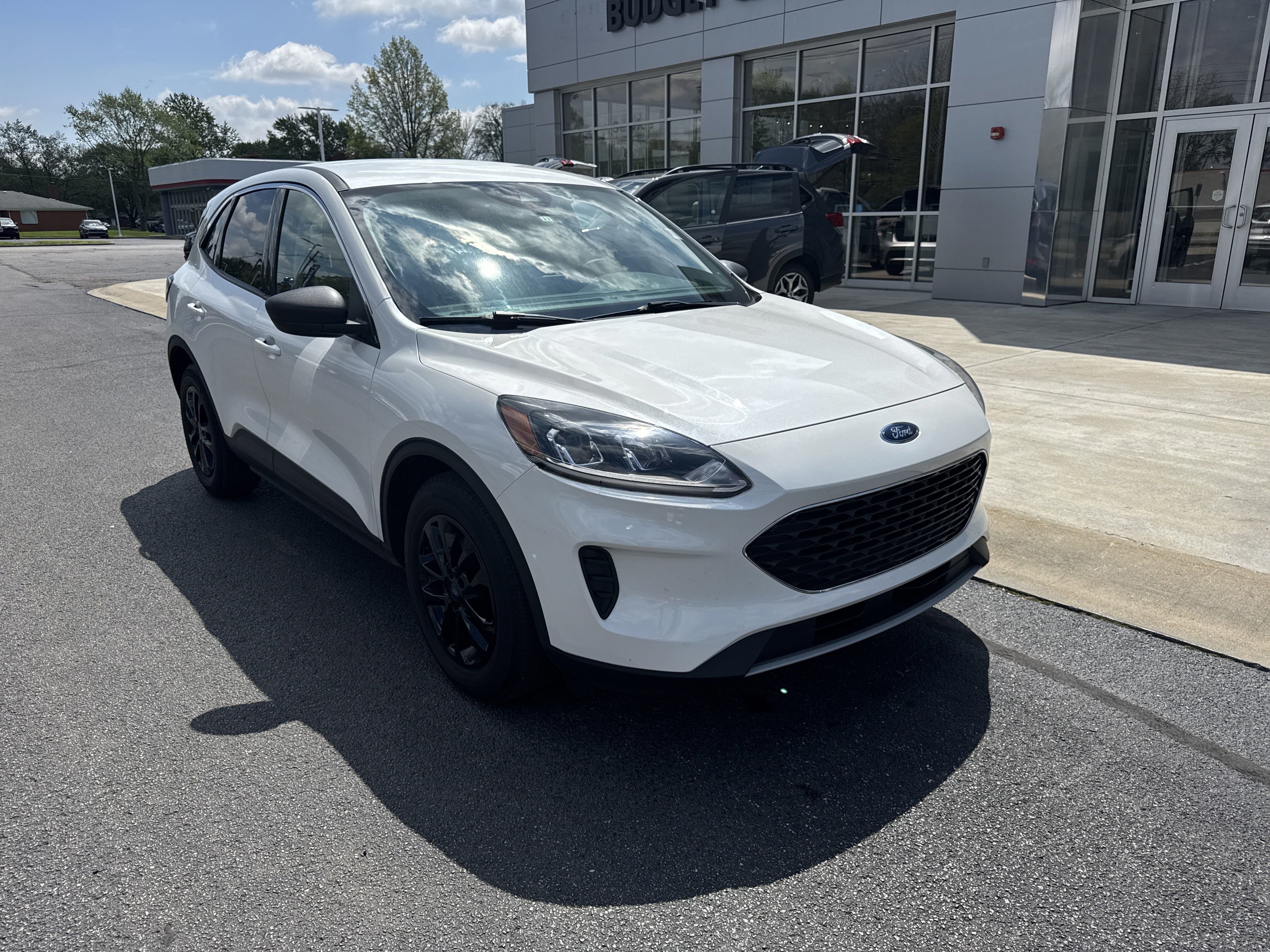 Vehicle image 5 of 51