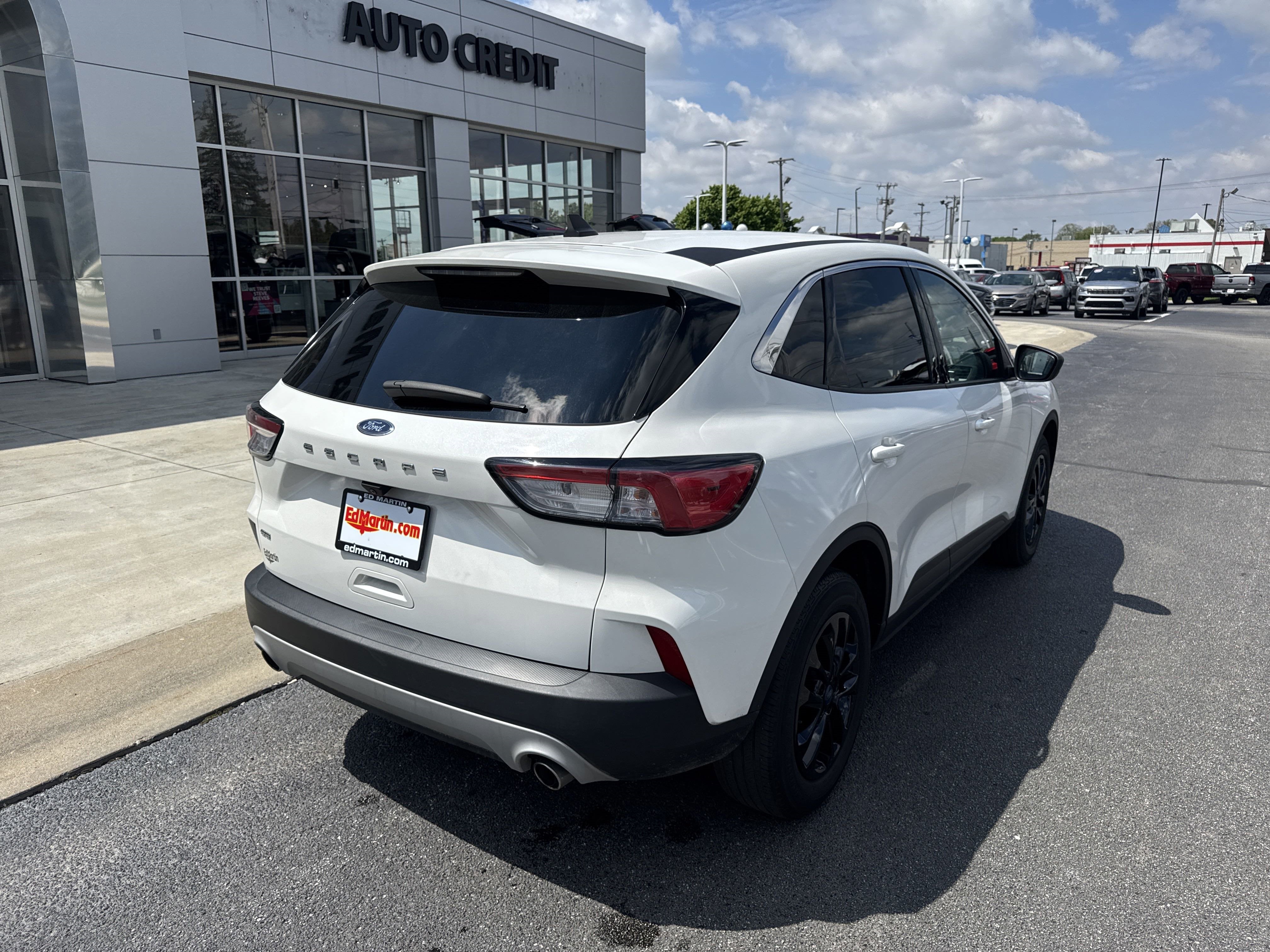 Vehicle image 7 of 51