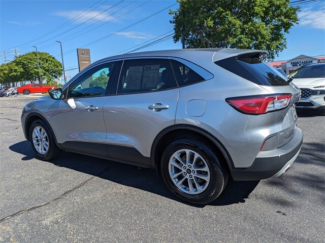 Vehicle image 8 of 28