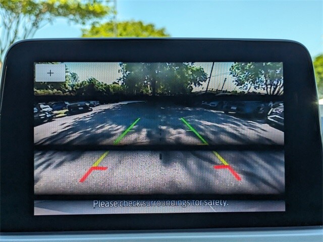 Vehicle image 20 of 28