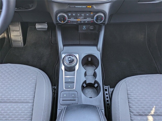 Vehicle image 19 of 28