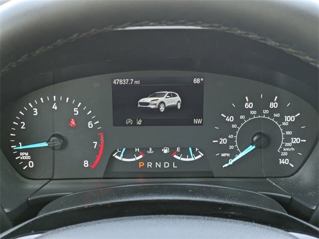 Vehicle image 26 of 28