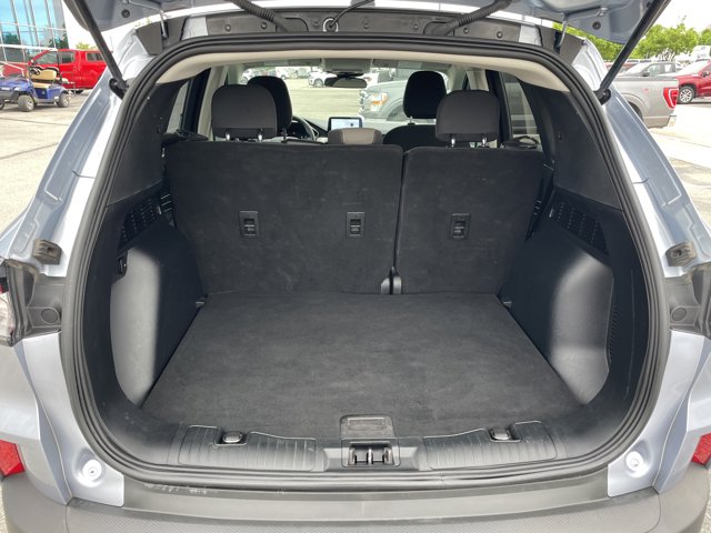 Vehicle image 14 of 30