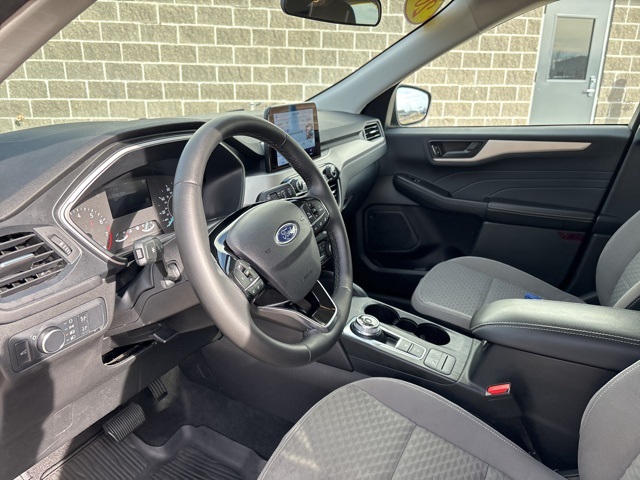 Vehicle image 18 of 33