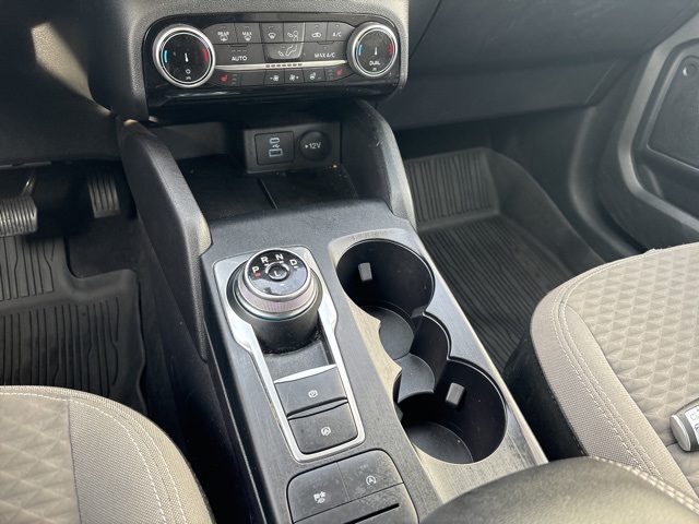 Vehicle image 28 of 33