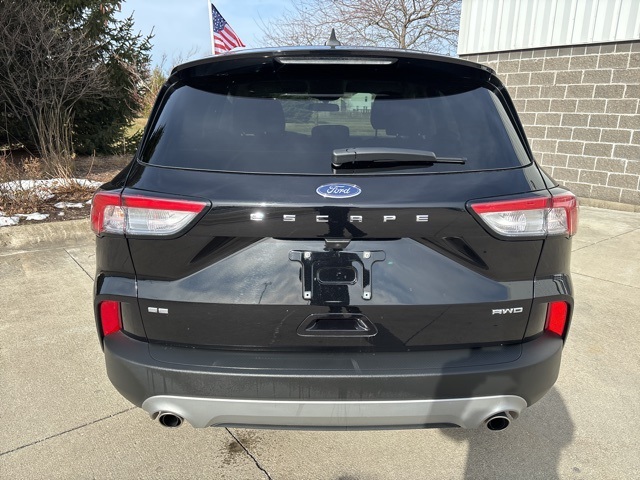 Vehicle image 11 of 33