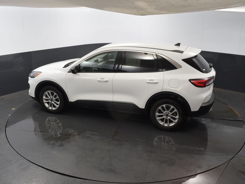 Vehicle image 23 of 48