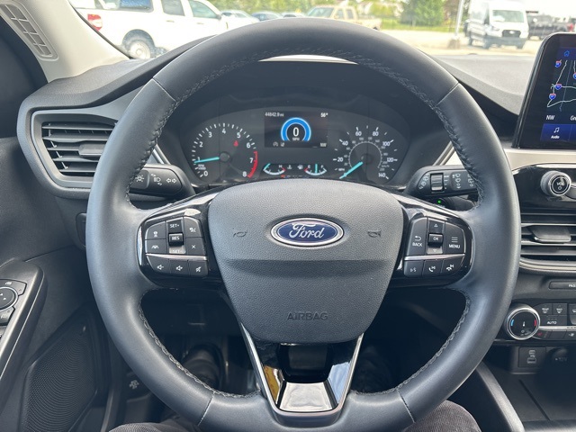 Vehicle image 19 of 33