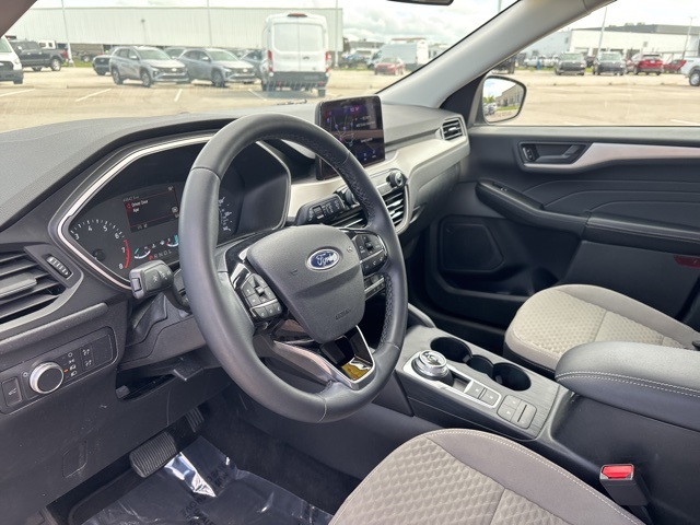 Vehicle image 18 of 33