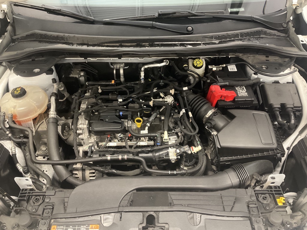 Vehicle image 8 of 25