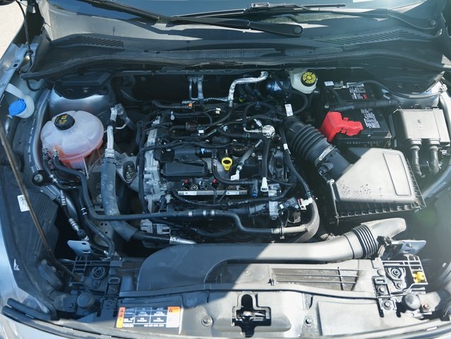 Vehicle image 32 of 33