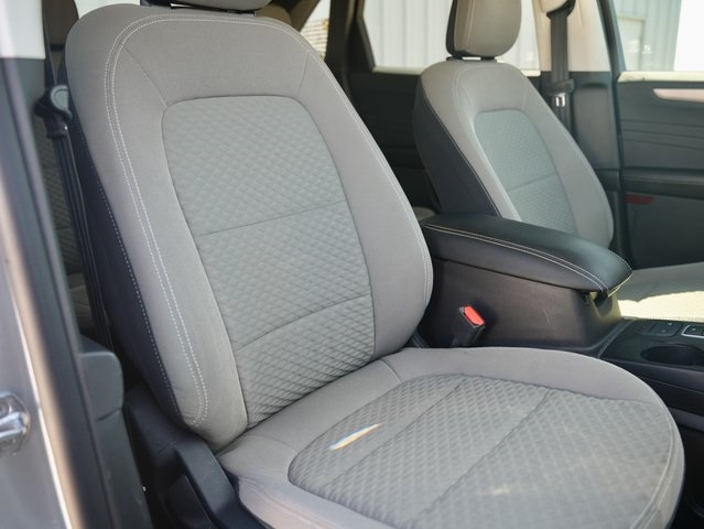 Vehicle image 9 of 33