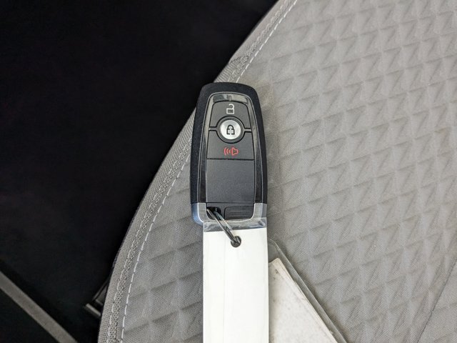 Vehicle image 24 of 36