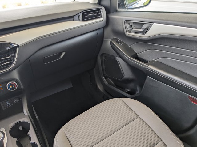 Vehicle image 18 of 36
