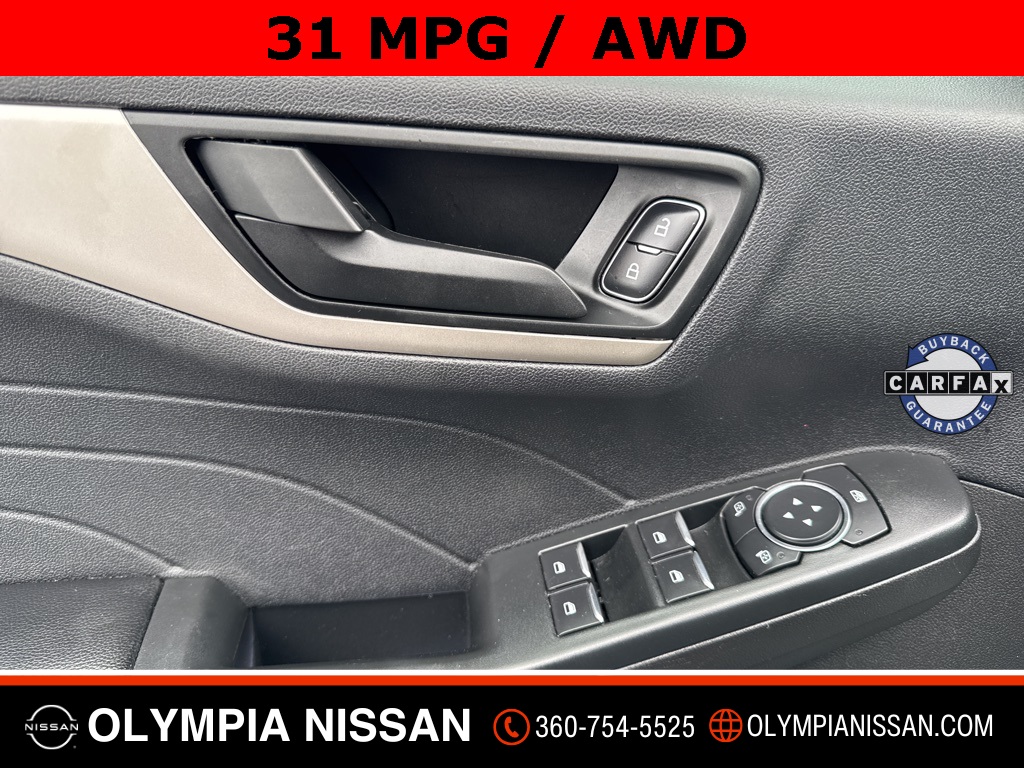 Vehicle image 20 of 26
