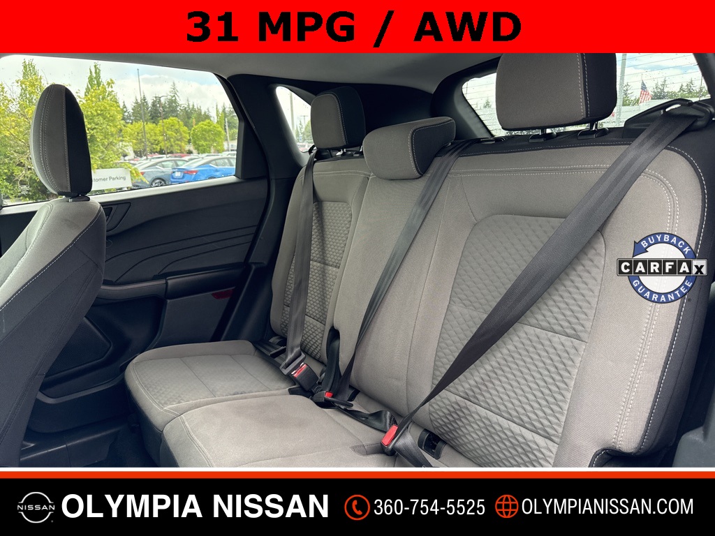 Vehicle image 11 of 26