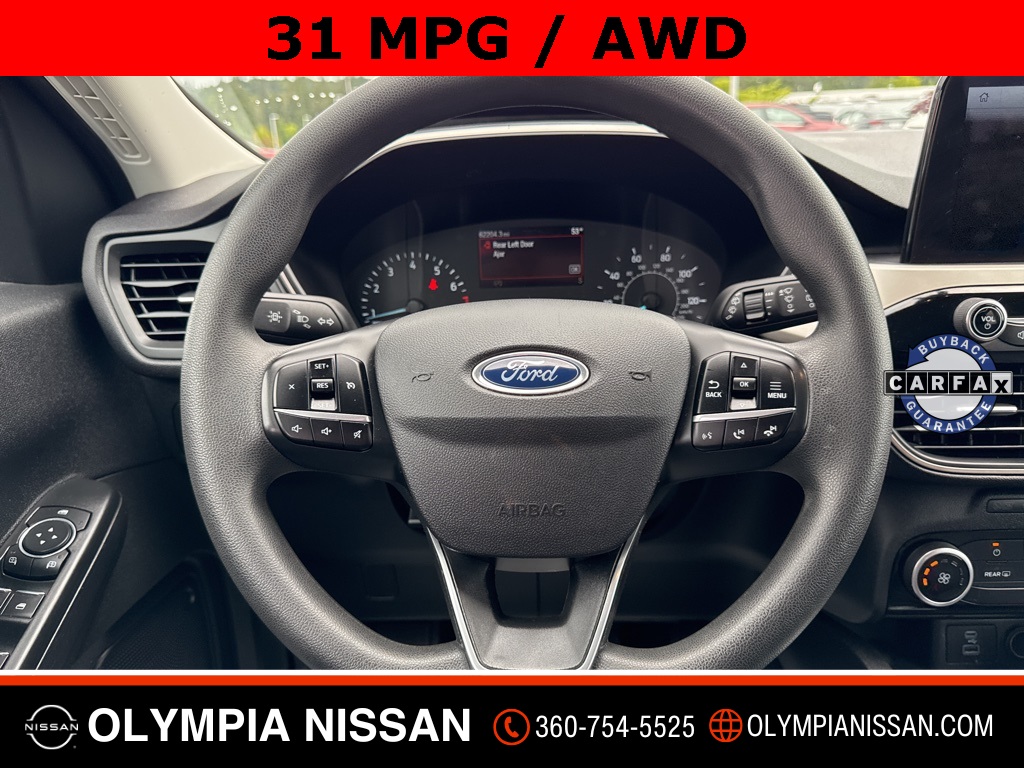 Vehicle image 13 of 26