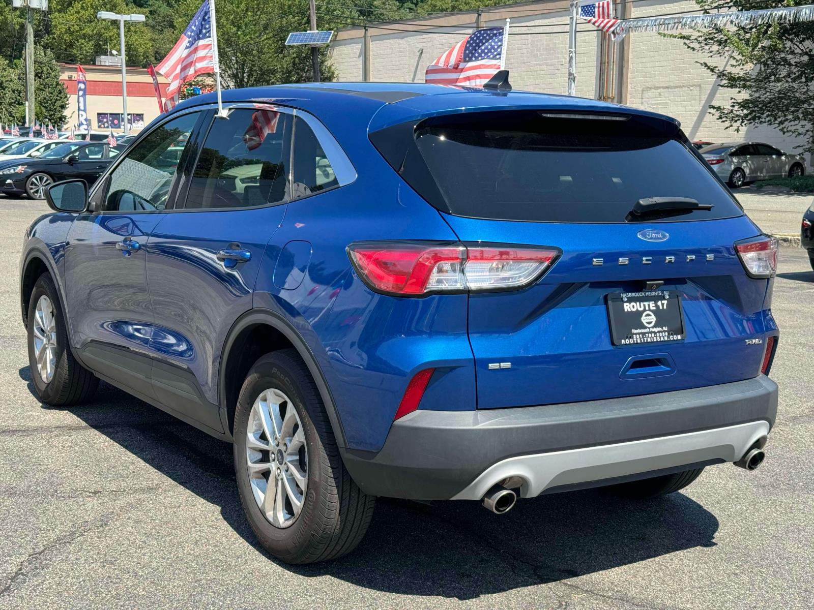 Vehicle image 5 of 37