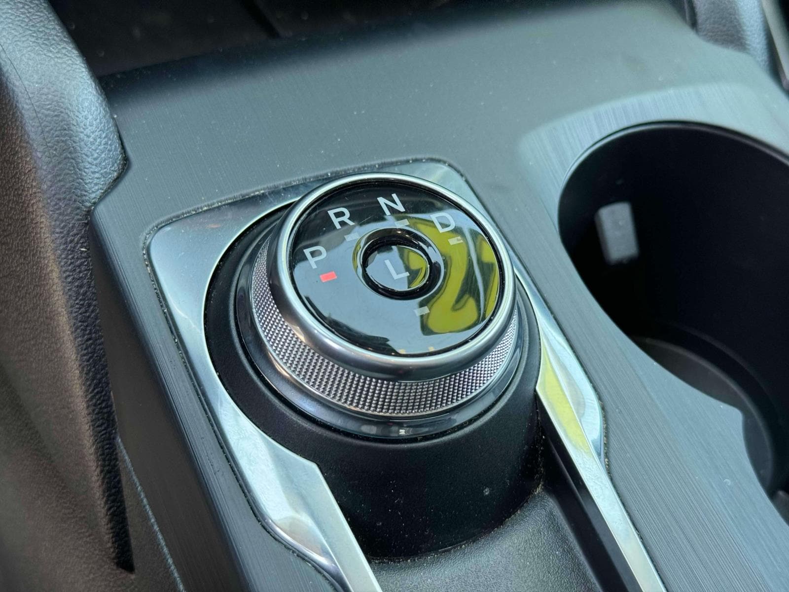 Vehicle image 23 of 37