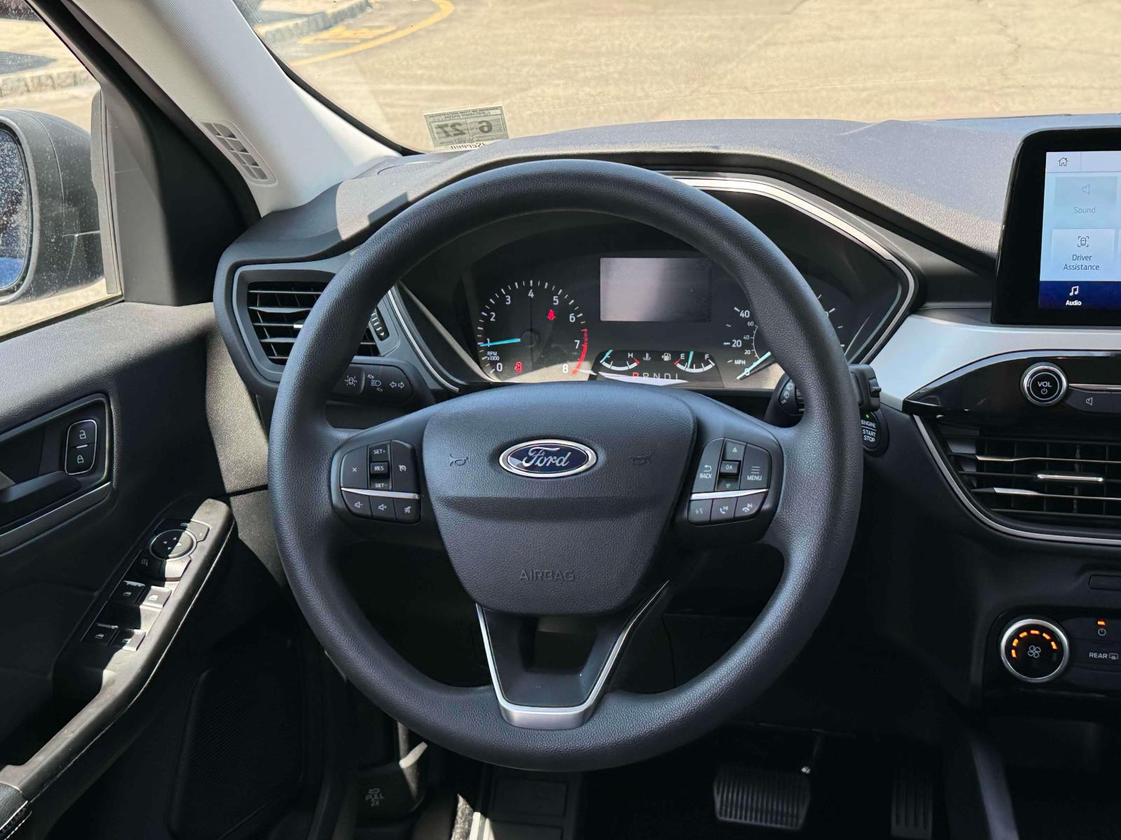 Vehicle image 8 of 37