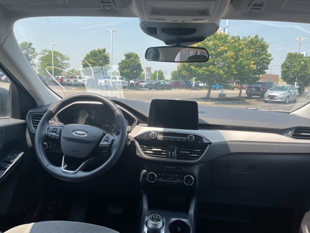 Vehicle image 18 of 41