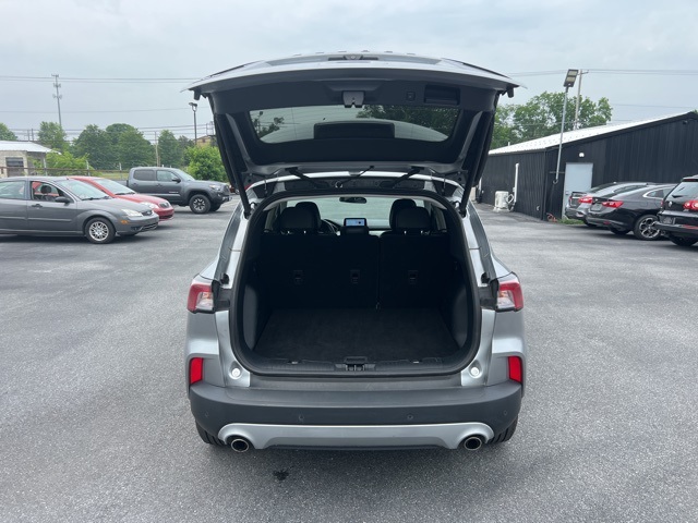 Vehicle image 12 of 28