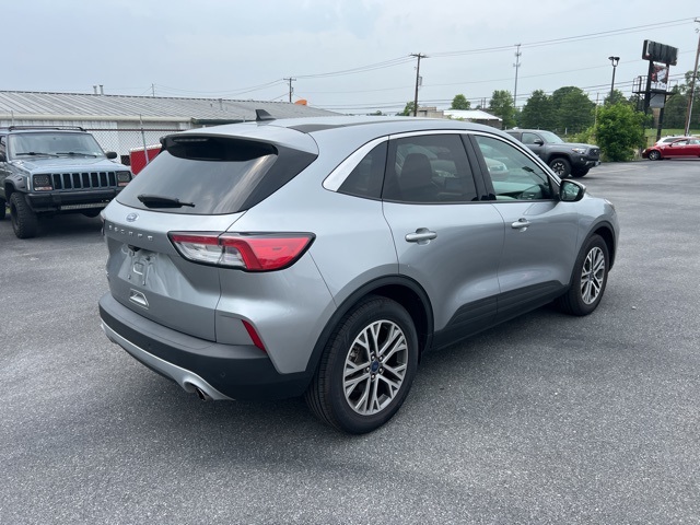 Vehicle image 4 of 28