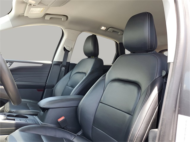 Vehicle image 20 of 31