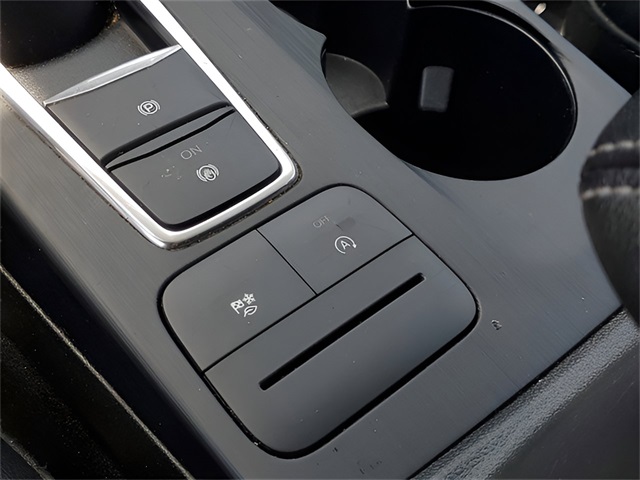Vehicle image 30 of 31