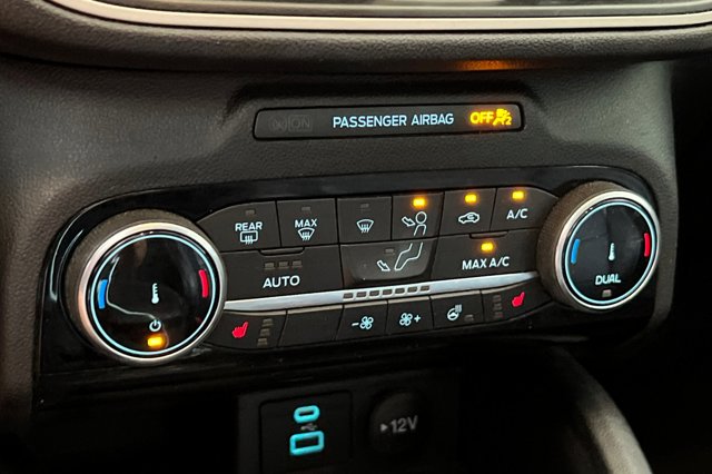 Vehicle image 20 of 29