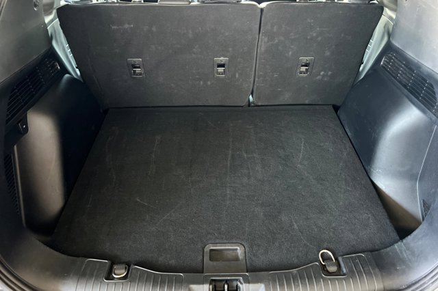 Vehicle image 14 of 29