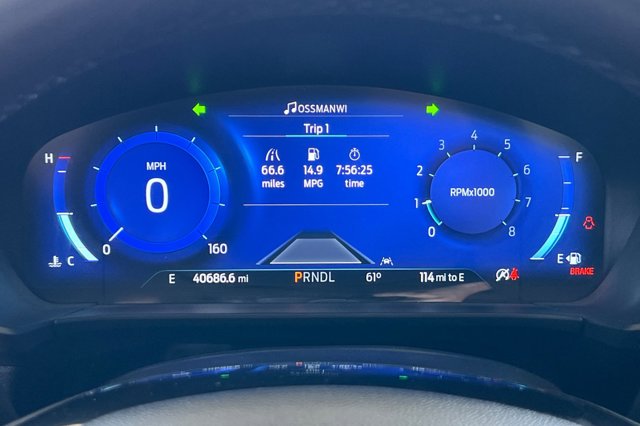 Vehicle image 24 of 29
