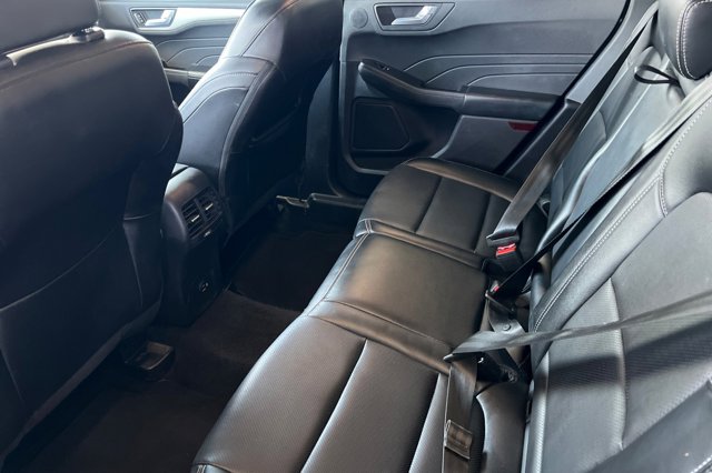 Vehicle image 11 of 29