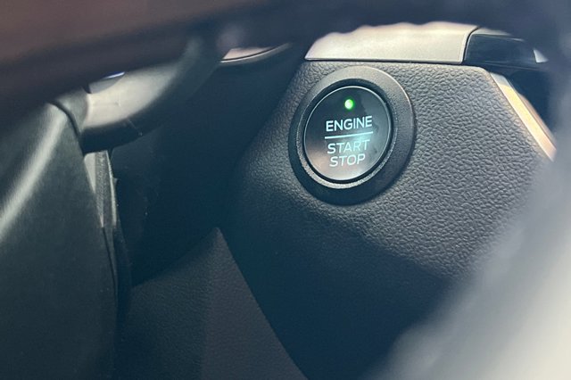 Vehicle image 22 of 29