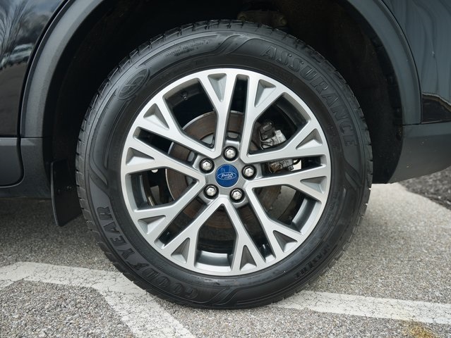 Vehicle image 29 of 33