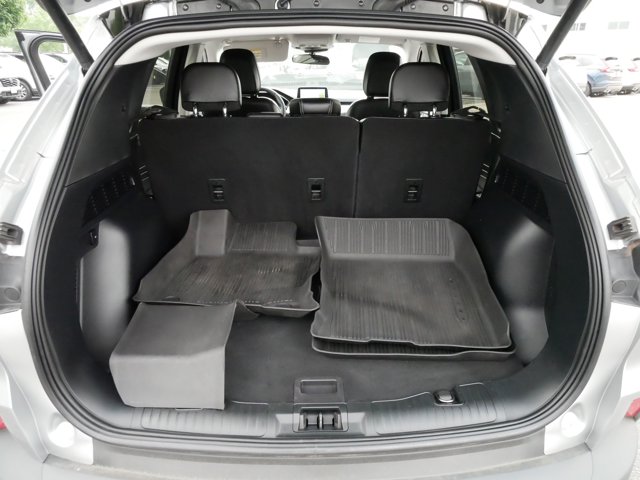Vehicle image 22 of 39