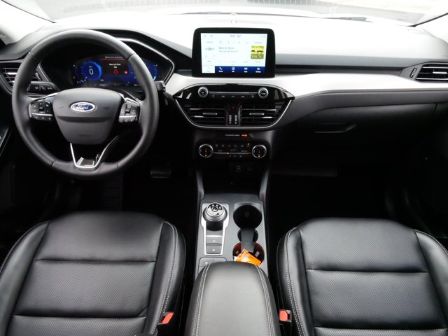 Vehicle image 13 of 39