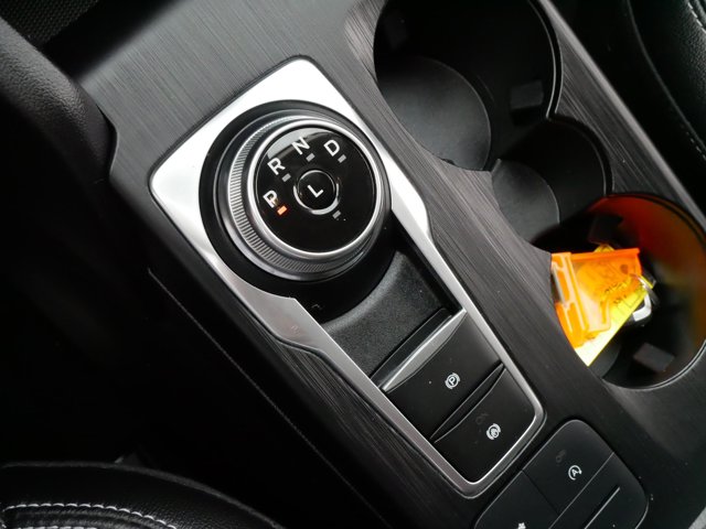 Vehicle image 28 of 39
