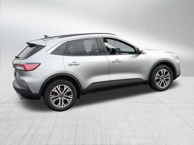 Vehicle image 5 of 39