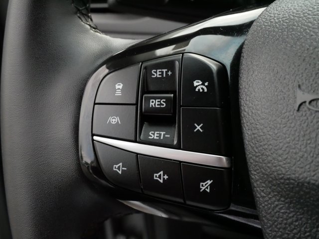 Vehicle image 30 of 39