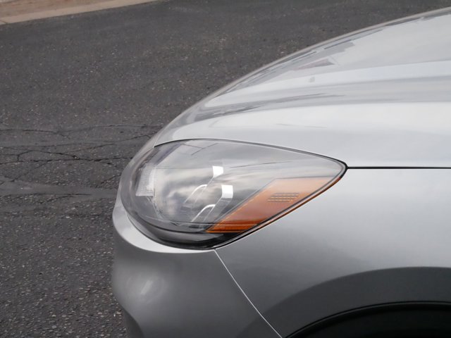 Vehicle image 20 of 39