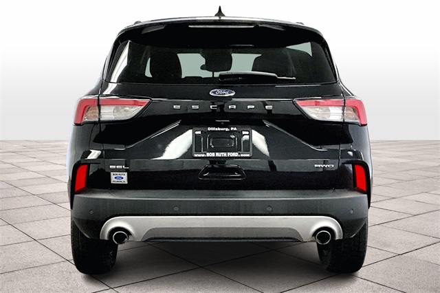 Vehicle image 6 of 32