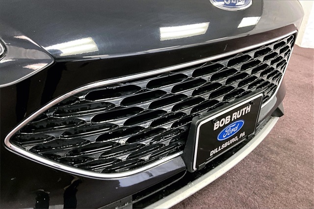 Vehicle image 29 of 32