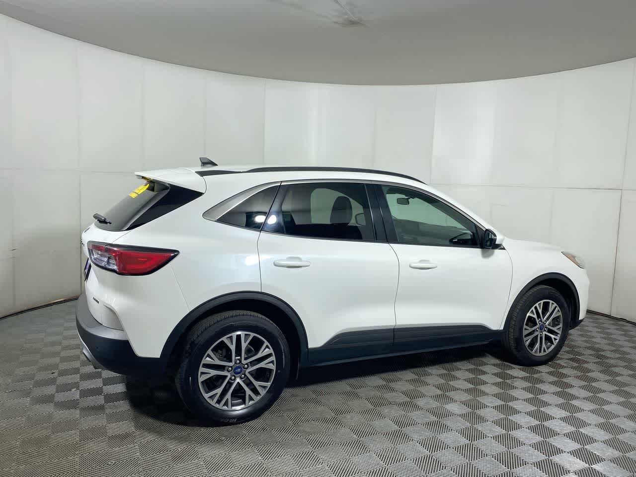 Vehicle image 6 of 30