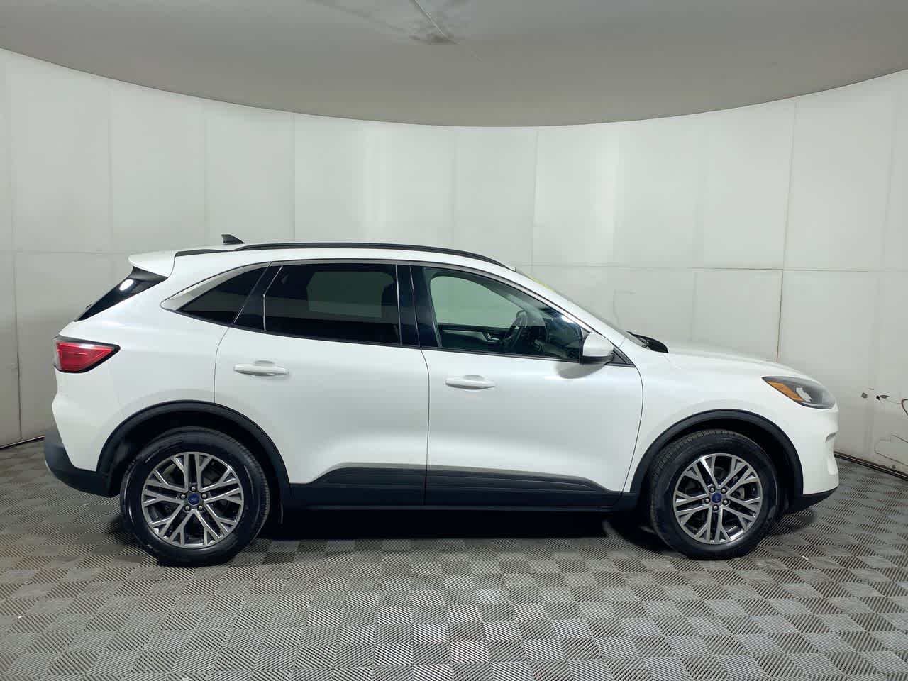 Vehicle image 5 of 30