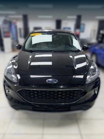 2022 Ford Escape SEL Image 2 of 28