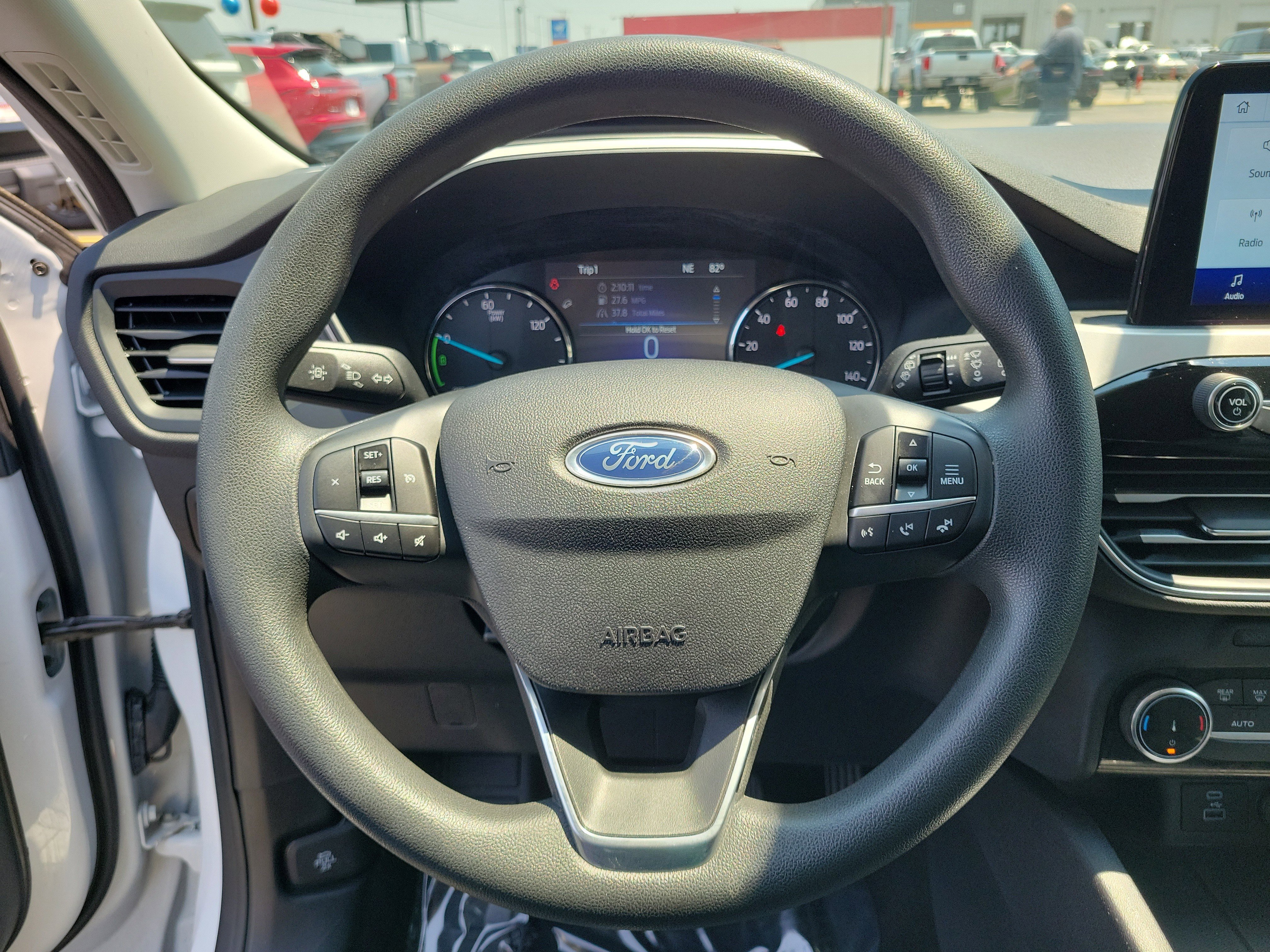 Vehicle image 21 of 30