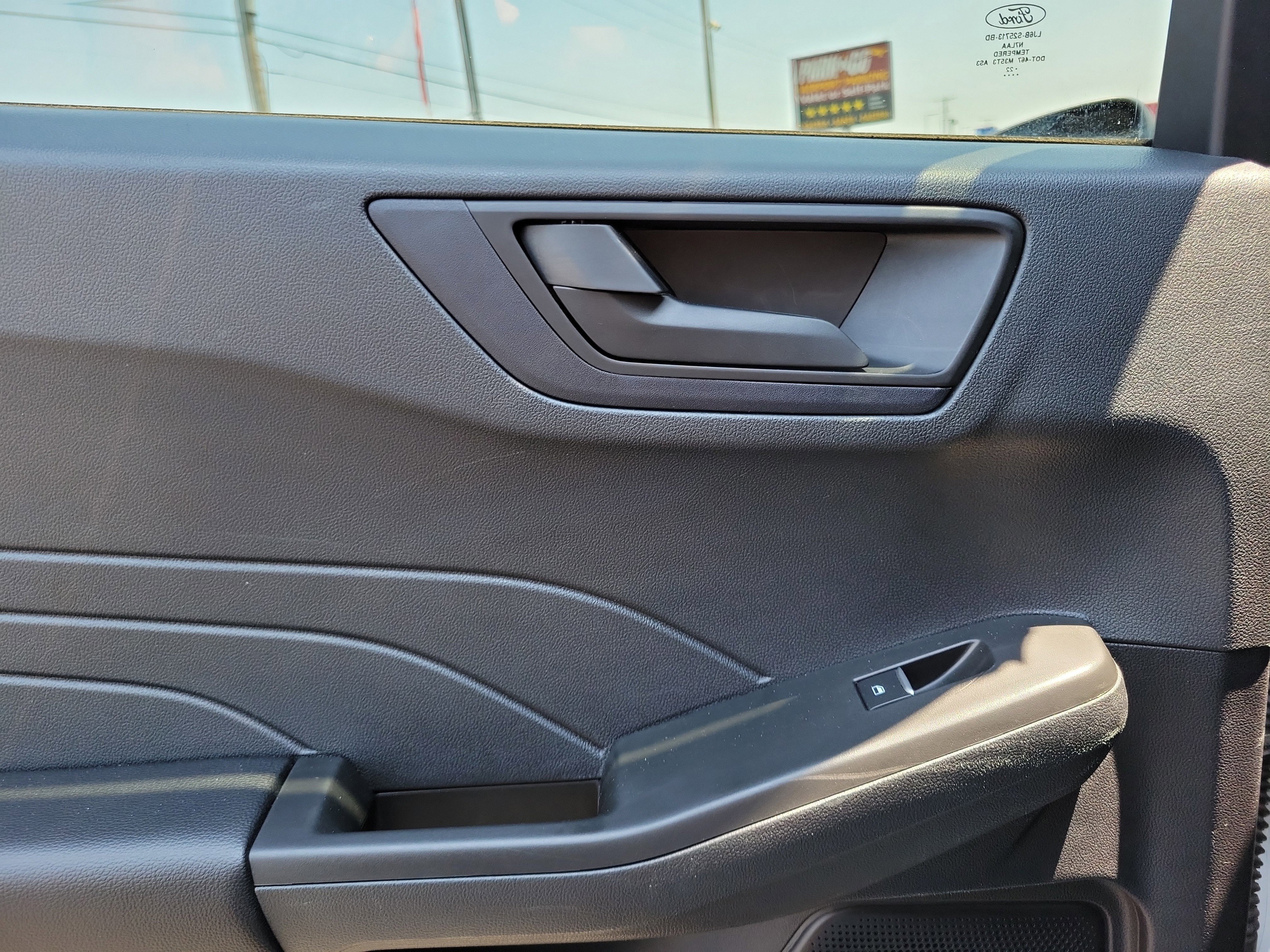 Vehicle image 12 of 30