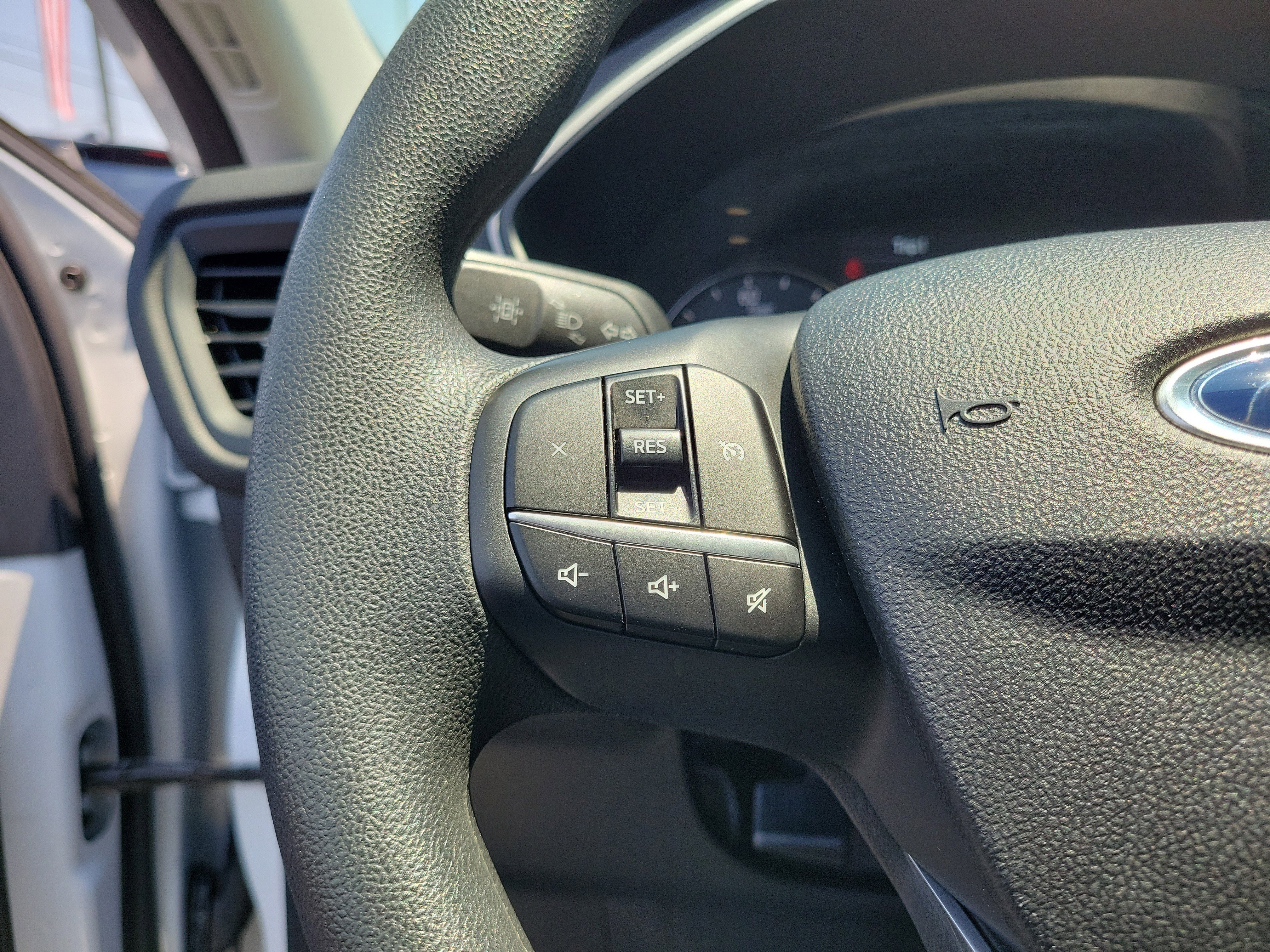 Vehicle image 22 of 30