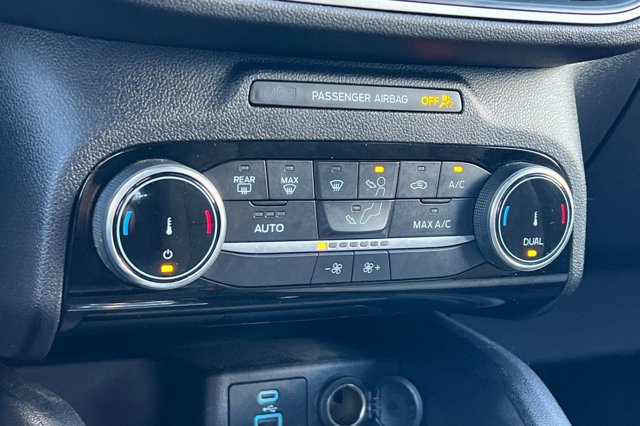 Vehicle image 20 of 27